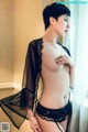 TouTiao 2018-05-22: Model Zhuo Ran (卓然) (32 photos)